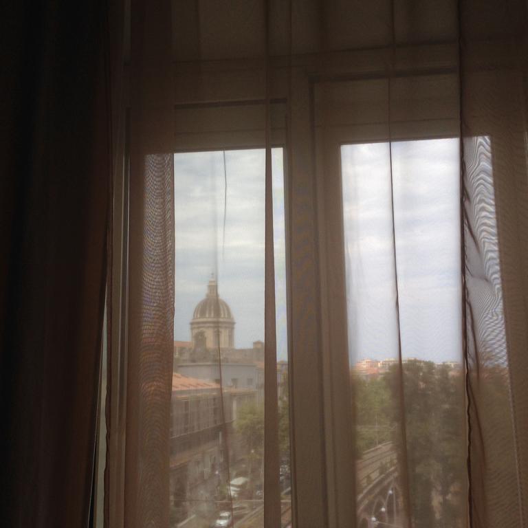 B&B Young Catania Exteriör bild