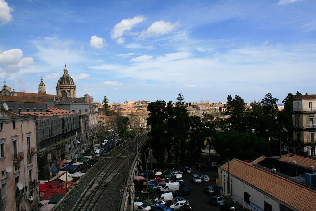 B&B Young Catania Exteriör bild