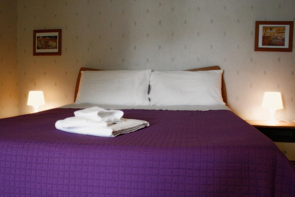B&B Young Catania Rum bild