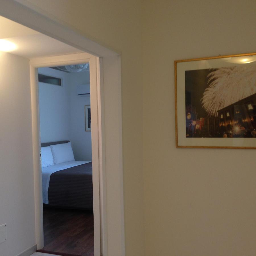 B&B Young Catania Exteriör bild